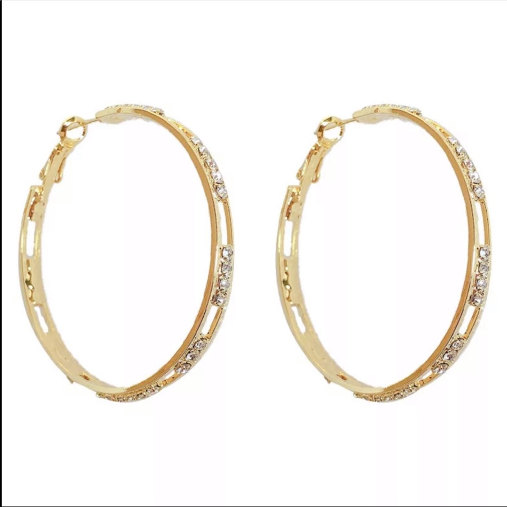New Women’s Yellow Gold Plated Round Hoop Earrings - Picture 5 of 5